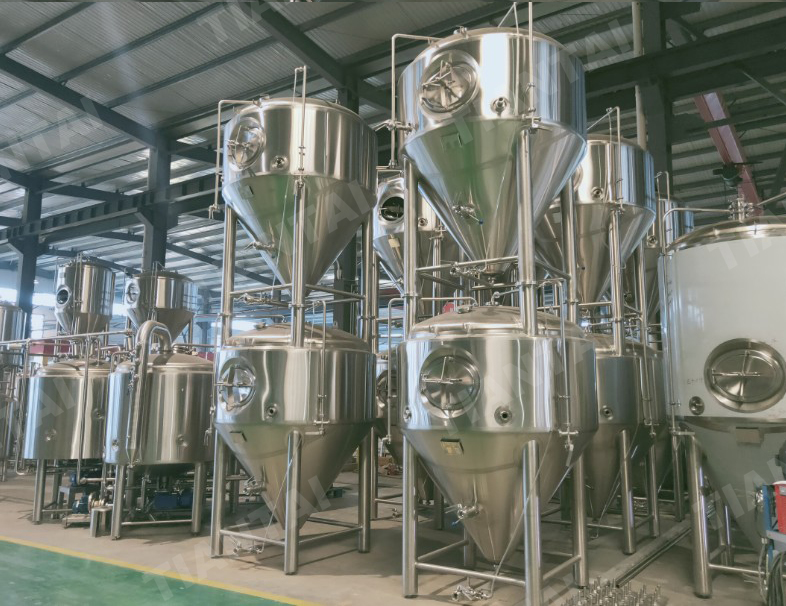 Stainless beer fermenters designed for fitting limited installation space